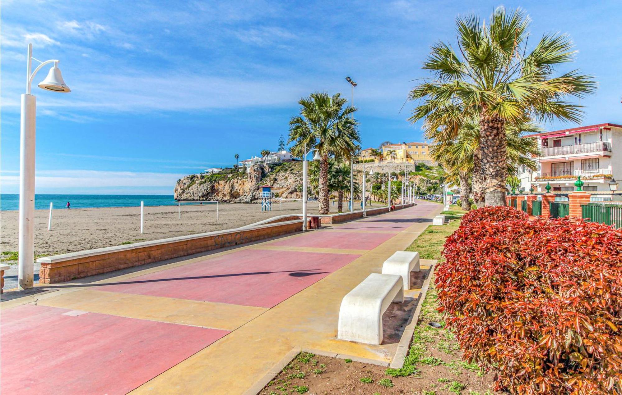Awesome Home In Cala Del Moral With Kitchen La Cala Del Moral Exterior photo